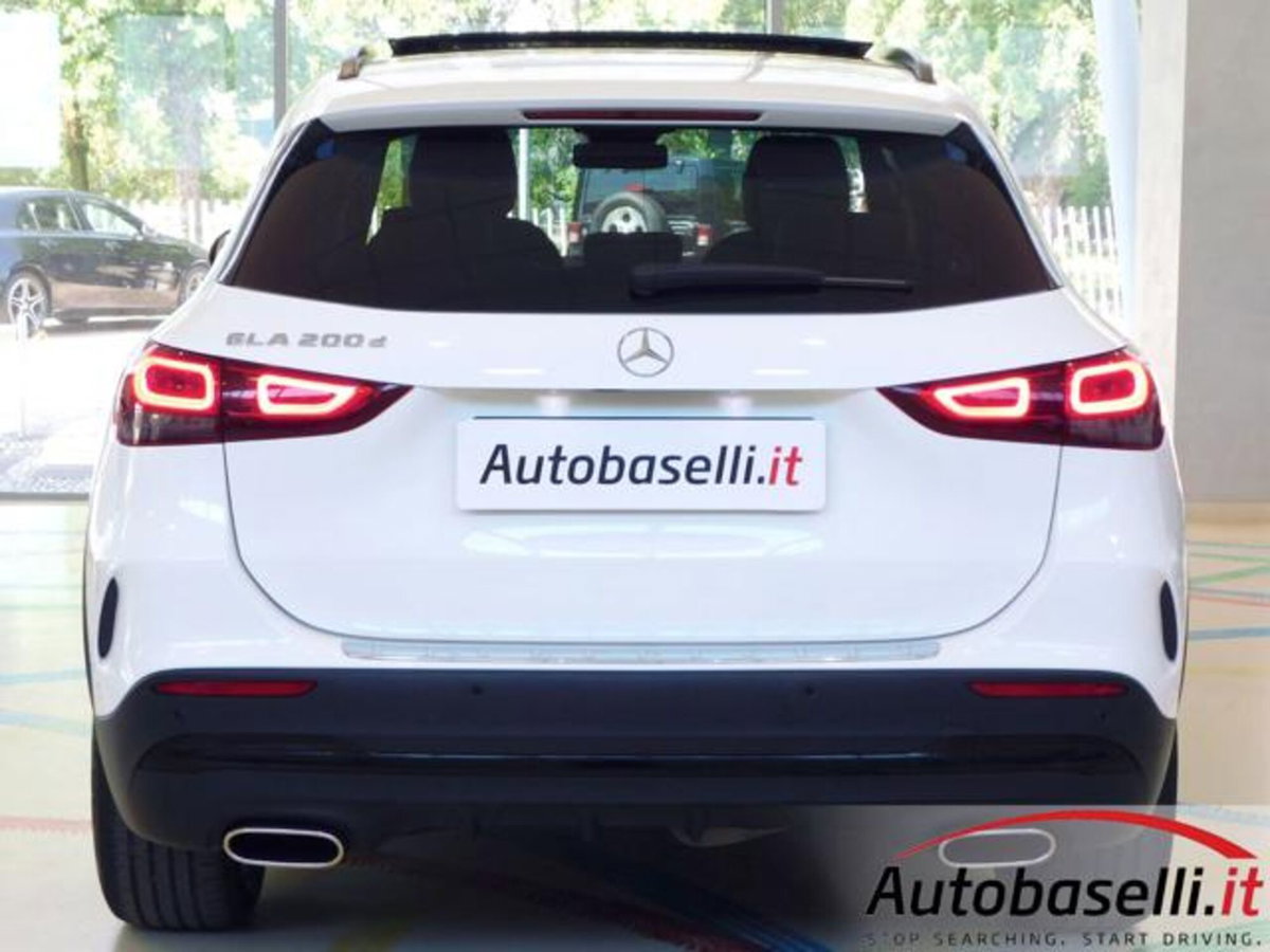 Mercedes-Benz GLA SUV 200 d Automatic Premium (11)