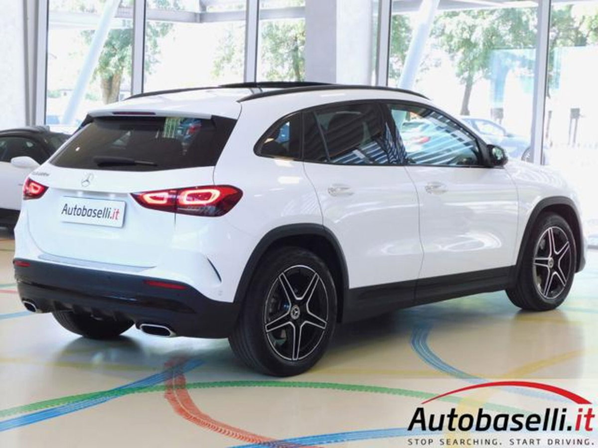 Mercedes-Benz GLA SUV 200 d Automatic Premium (18)
