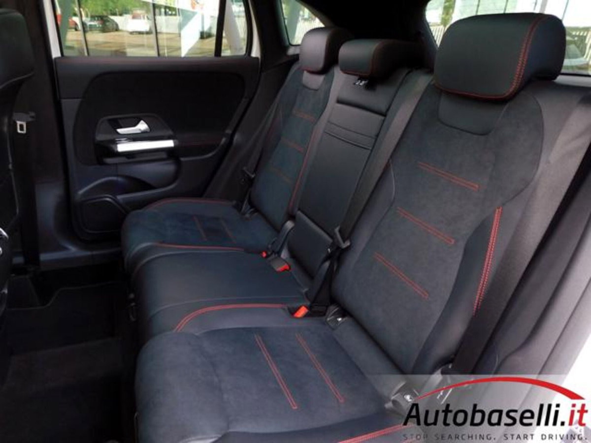 Mercedes-Benz GLA SUV 200 d Automatic Premium (3)