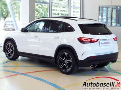 Mercedes-Benz GLA SUV 200 d Automatic Premium (4)