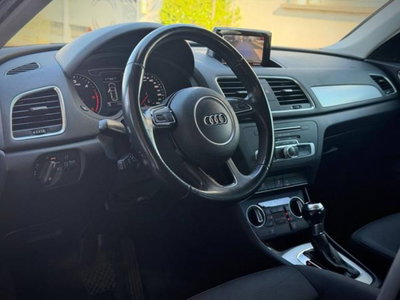 Audi Q3 2.0 TDI 150 CV S tronic S line Edition (14)