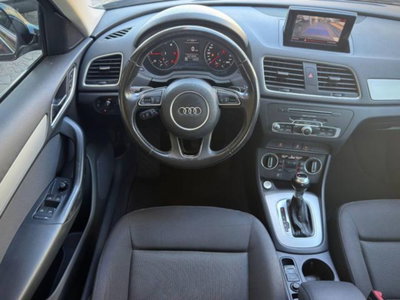 Audi Q3 2.0 TDI 150 CV S tronic S line Edition (16)