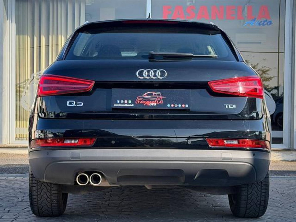 Audi Q3 2.0 TDI 150 CV S tronic S line Edition (9)