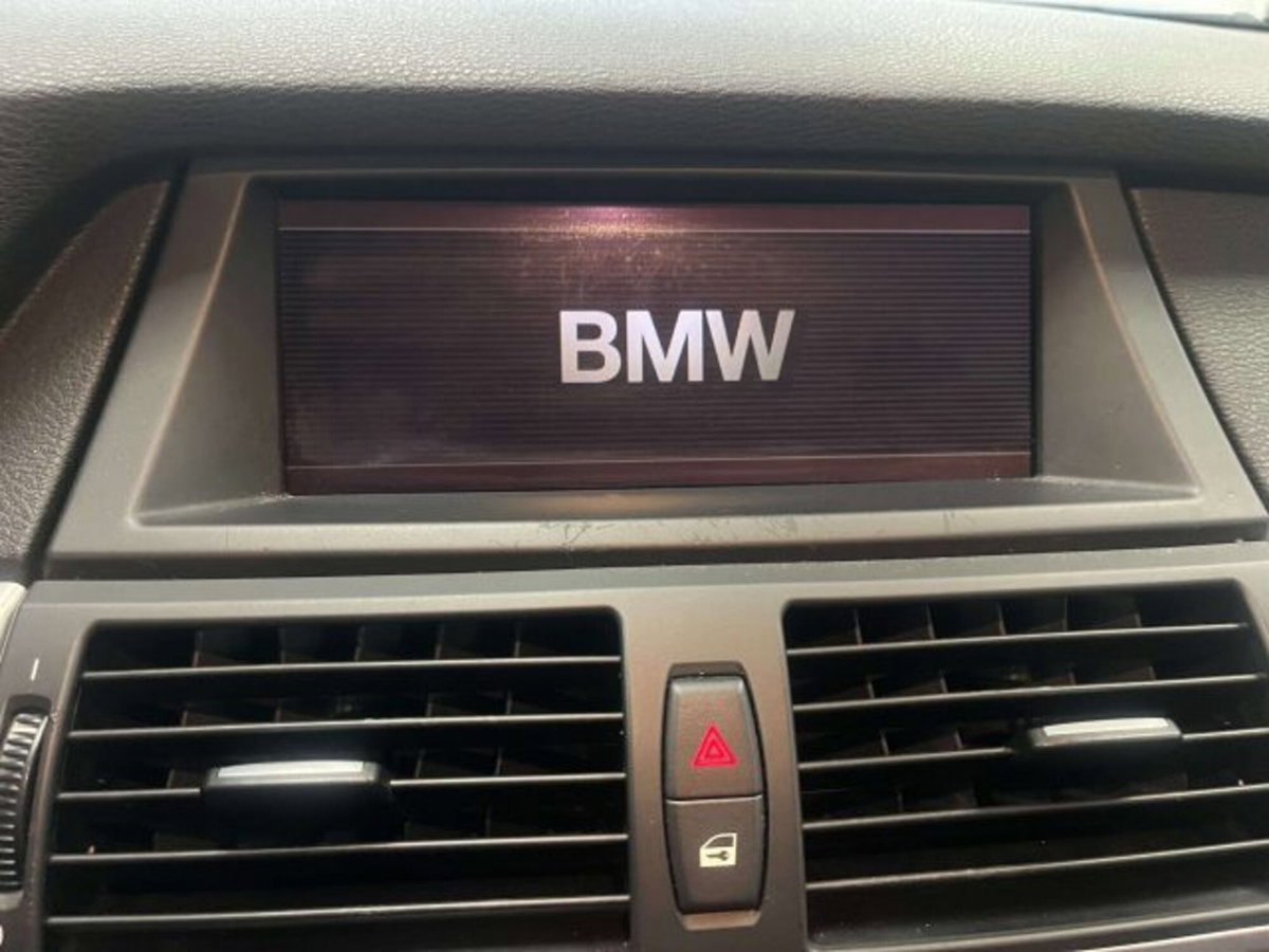 BMW X6 xDrive35d Futura (9)