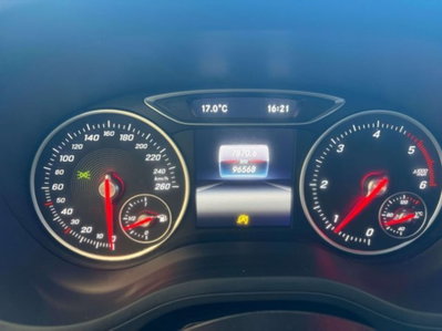 Mercedes-Benz Classe B 180 d Premium (4)