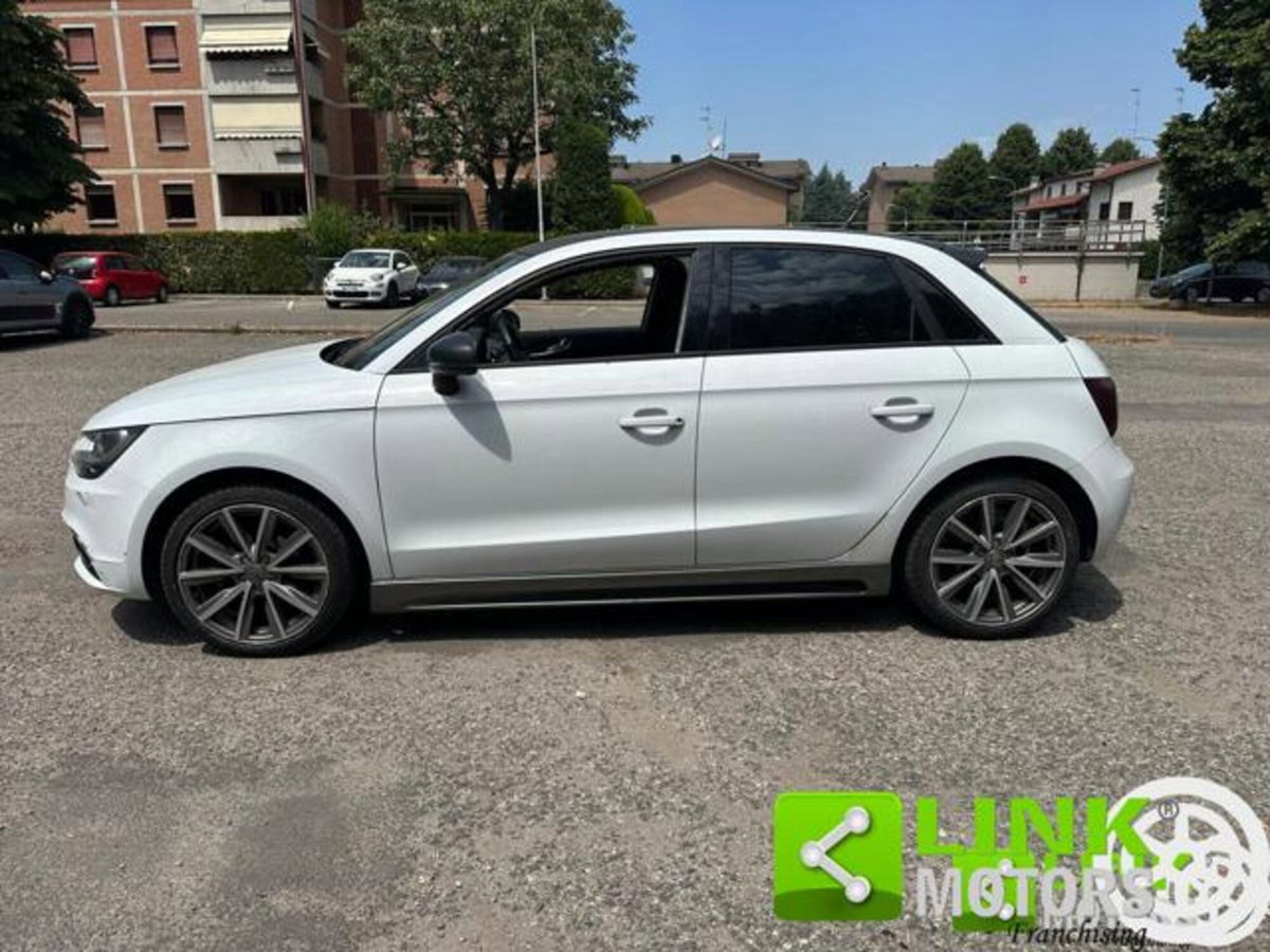 Audi A1 Sportback 1.2 TFSI Ambition (2)