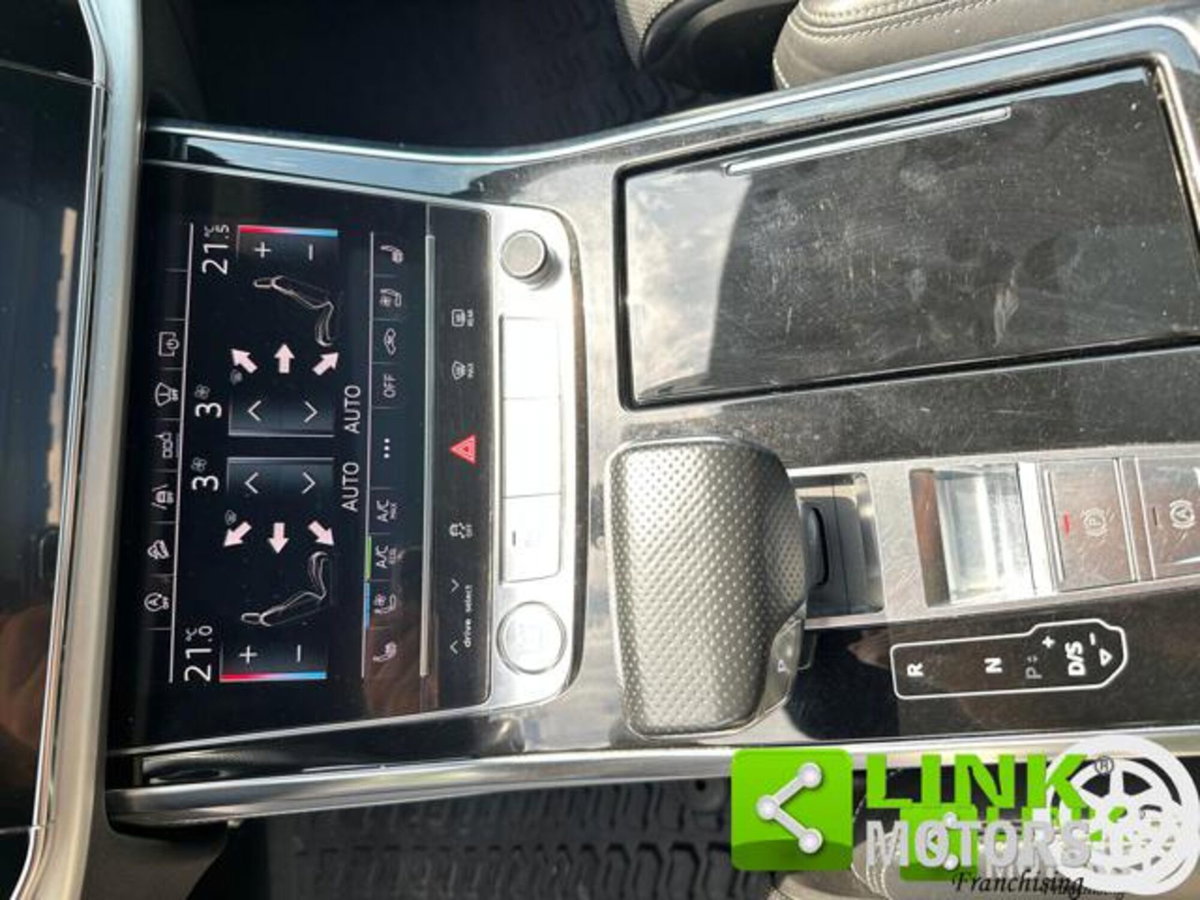 Audi Q8 Q8 50 TDI 286 CV quattro tiptronic Sport (17)