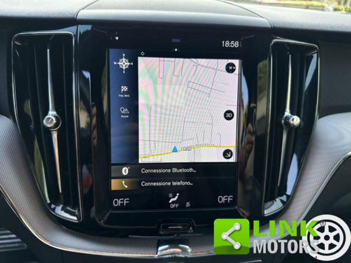 Volvo XC60 B4 Geartronic R-design (12)