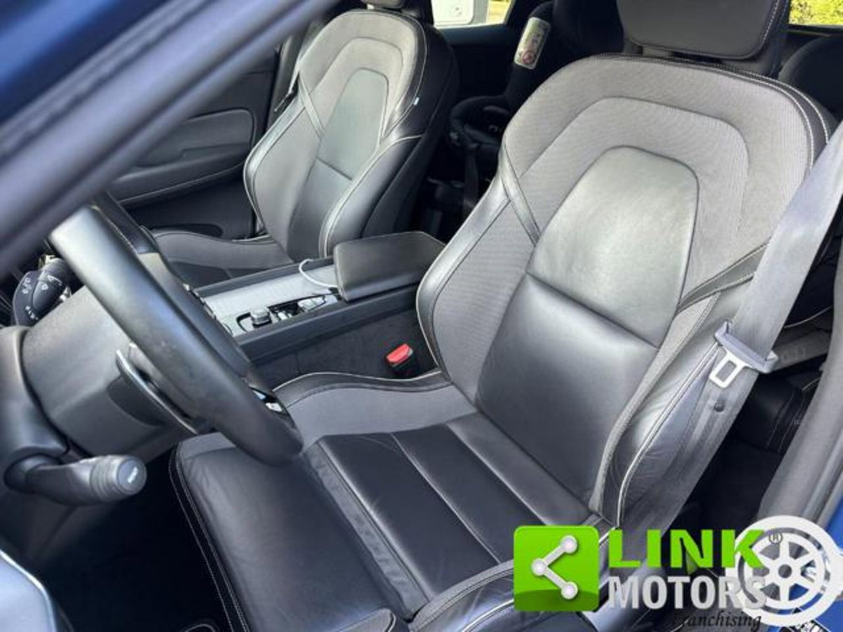 Volvo XC60 B4 Geartronic R-design (9)