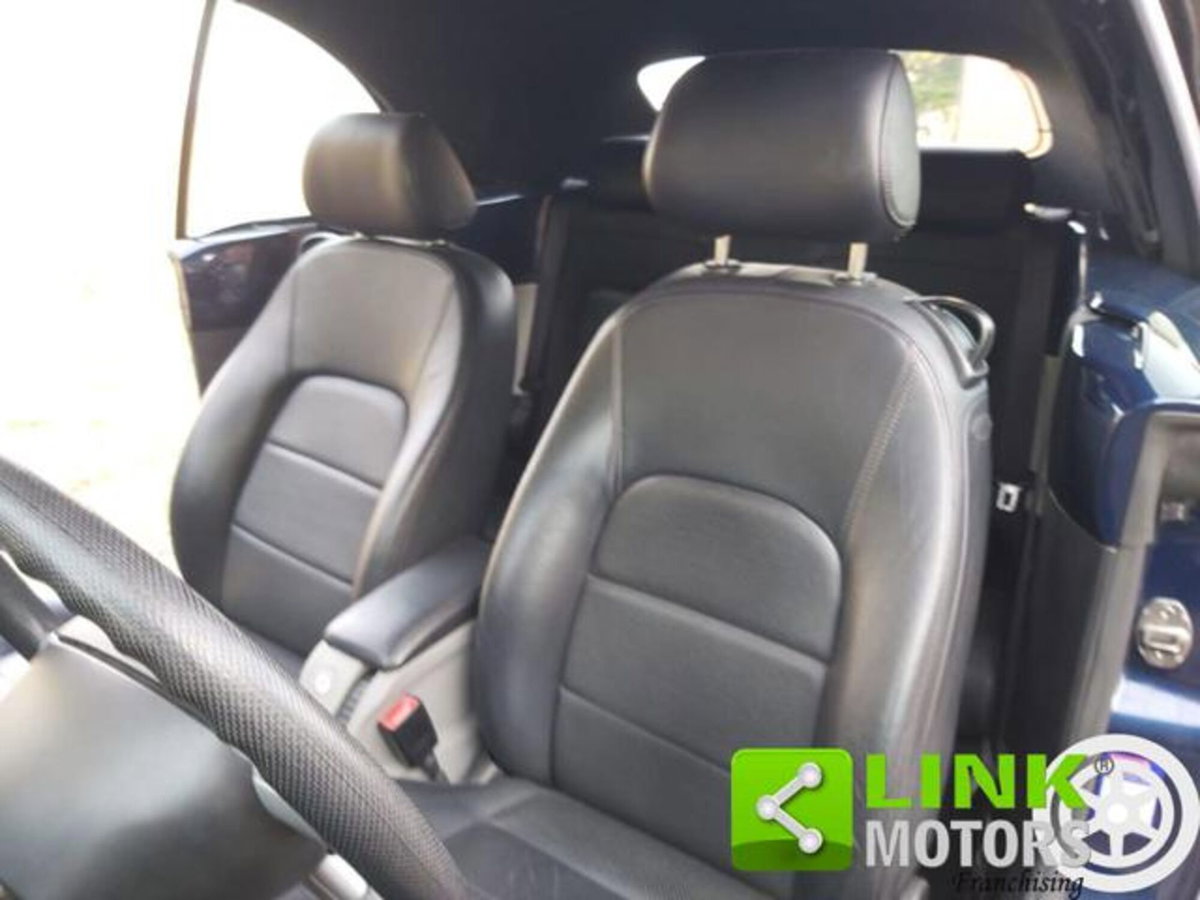 Volkswagen New Beetle Cabrio TDI 101CV (6)
