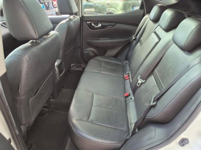 Nissan Qashqai 1.6 DIG-T Tekna (4)
