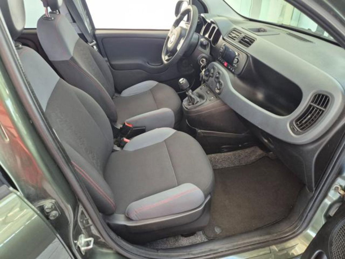 Fiat Panda 1.3 MJT 95 CV S&S 4x4 (11)