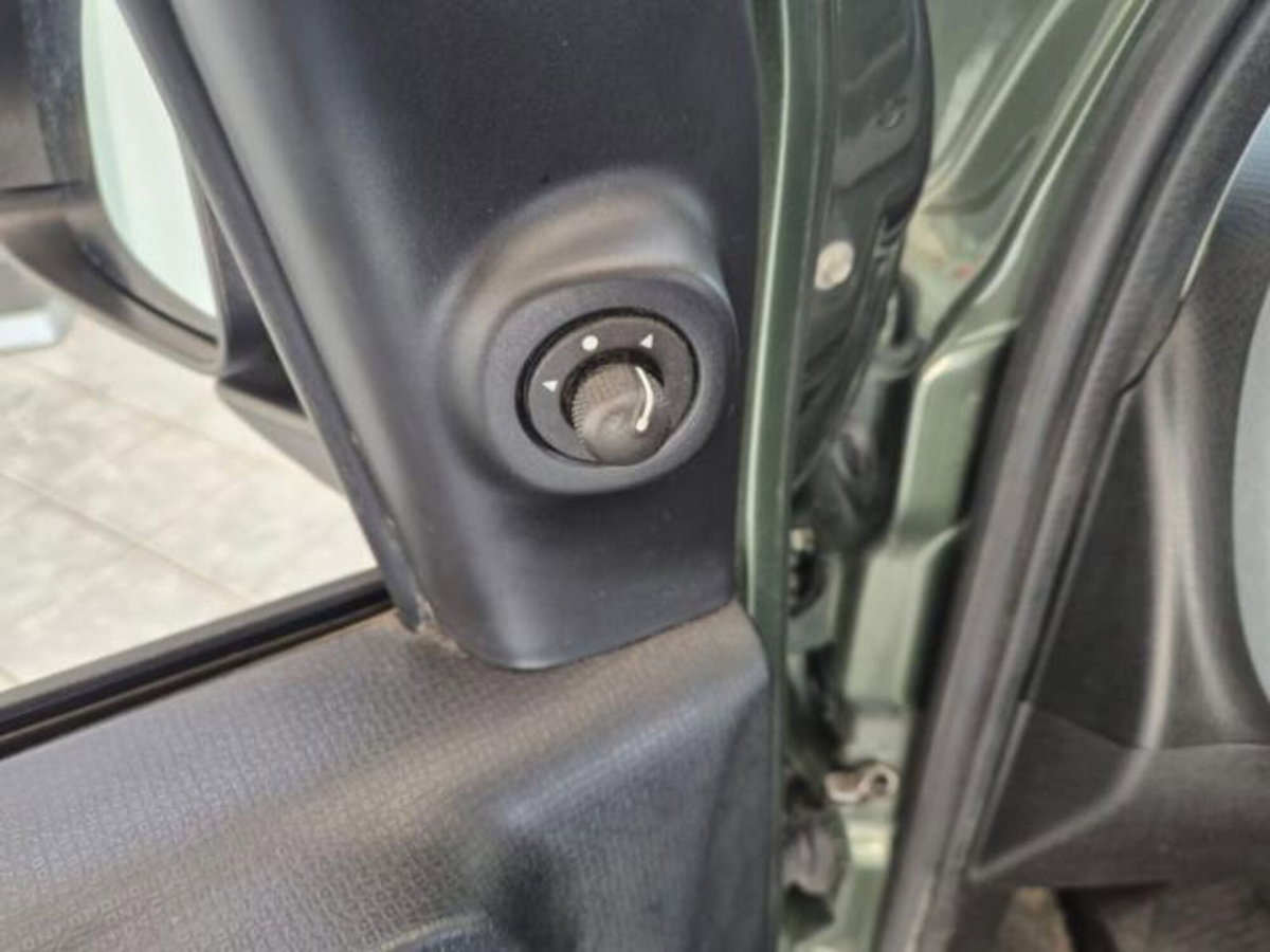 Fiat Panda 1.3 MJT 95 CV S&S 4x4 (15)