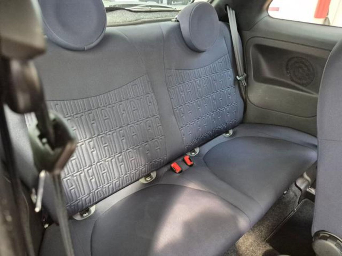 Fiat 500 1.0 Hybrid Club (12)