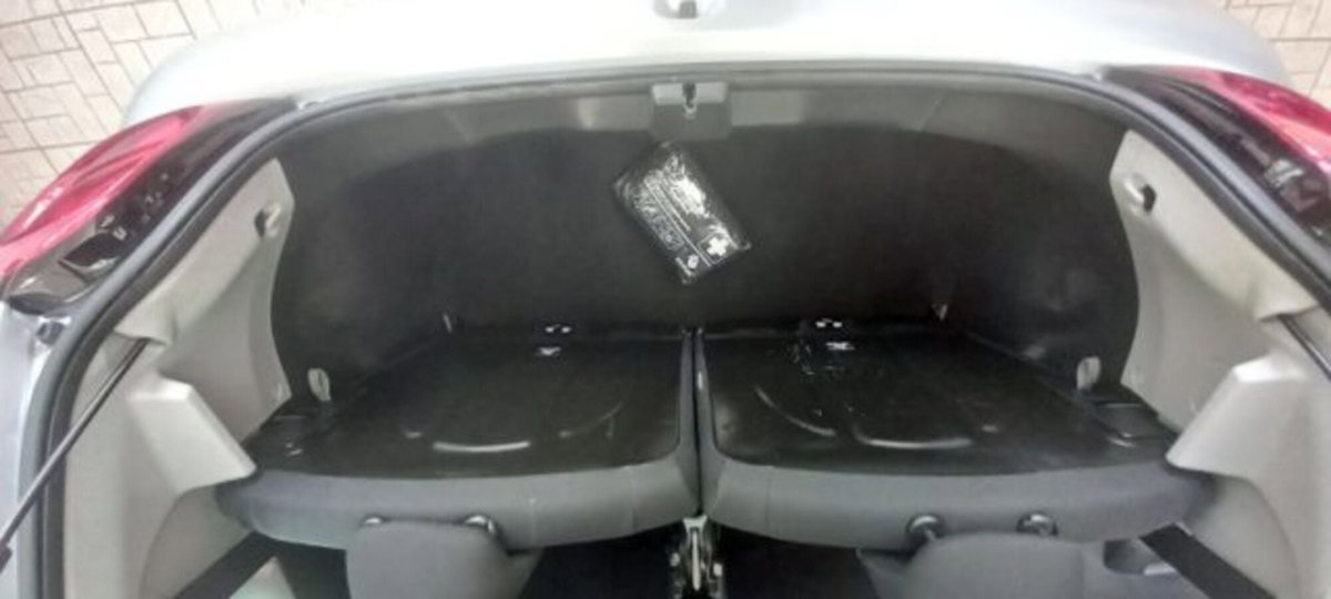 Citroen C1 C1 VTi 72 5 porte Shine (8)