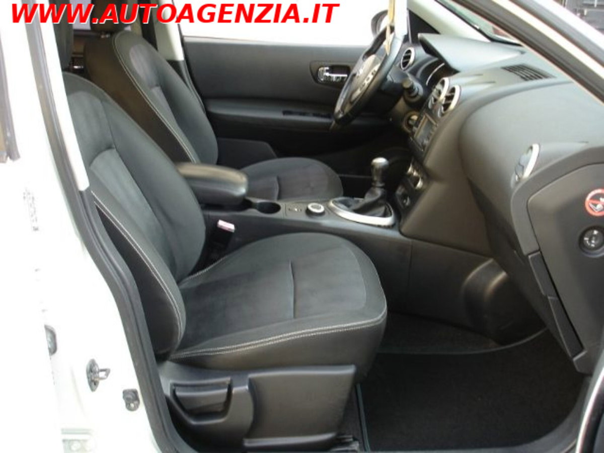 Nissan Qashqai 1.6 dCi 4WD 360 (10)