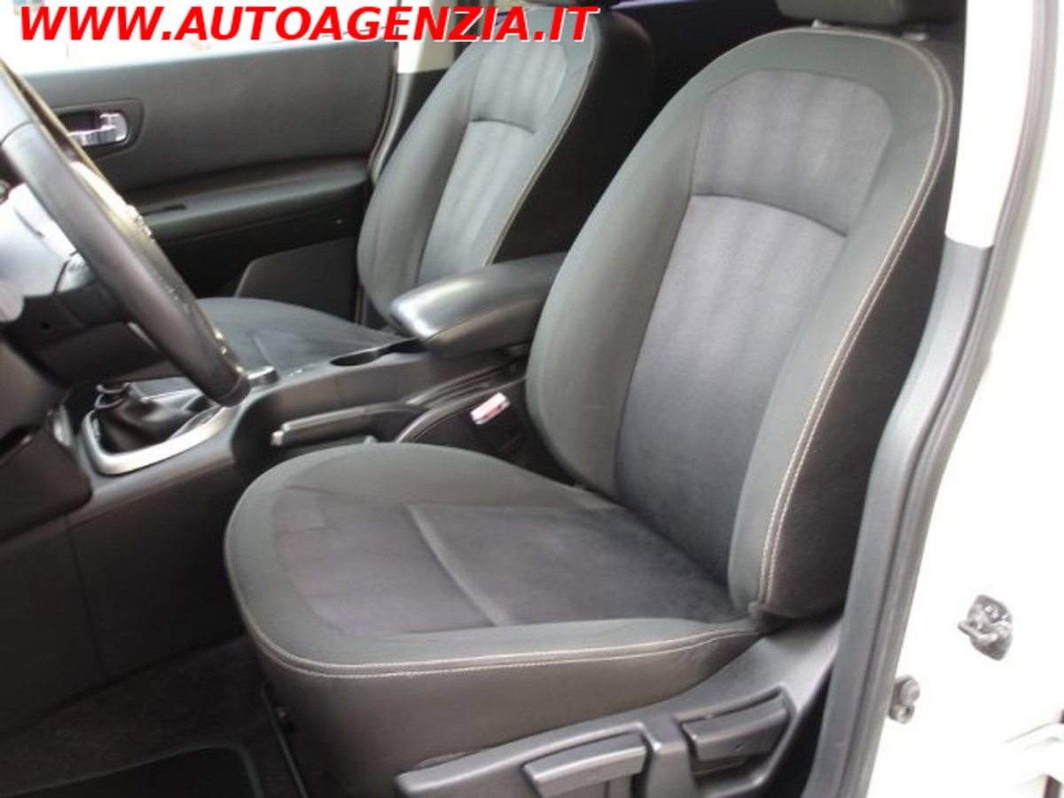 Nissan Qashqai 1.6 dCi 4WD 360 (8)