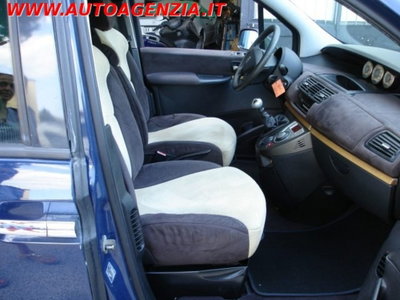 Lancia Phedra MJT Oro Plus (11)