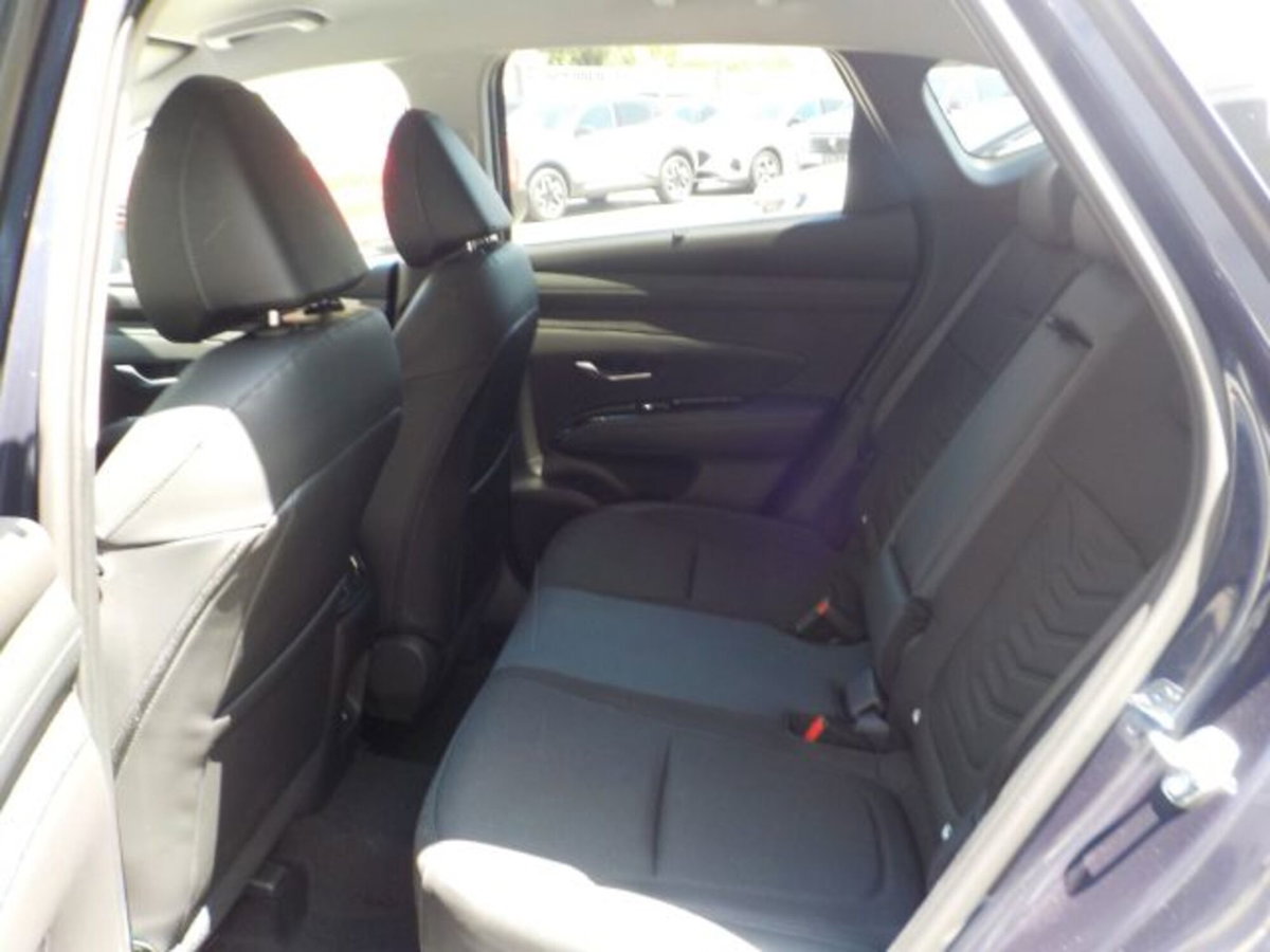 Hyundai Tucson 1.6 hev Exellence 4wd 239cv auto (8)