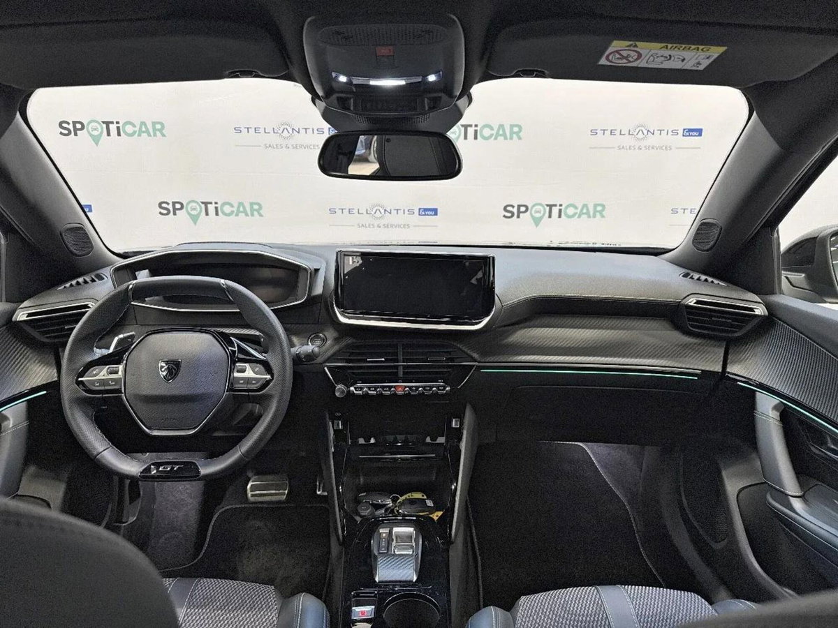 Peugeot 2008 1.2 hybrid GT Exclusive 145cv e-dcs6 (10)