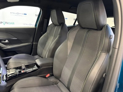 Peugeot 2008 1.2 hybrid GT Exclusive 145cv e-dcs6 (12)