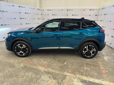 Peugeot 2008 1.2 hybrid GT Exclusive 145cv e-dcs6 (3)