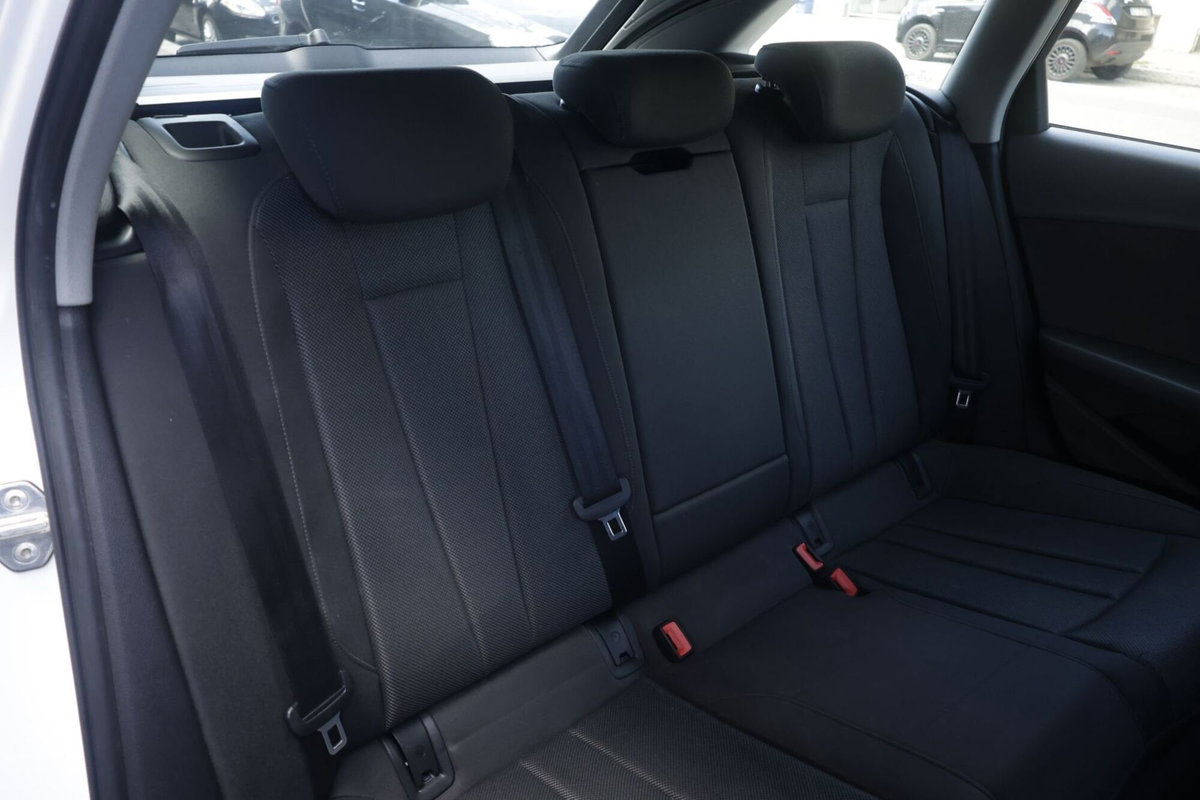 Audi A4 Allroad 40 TDI 190 CV S tronic Business Evolution (13)