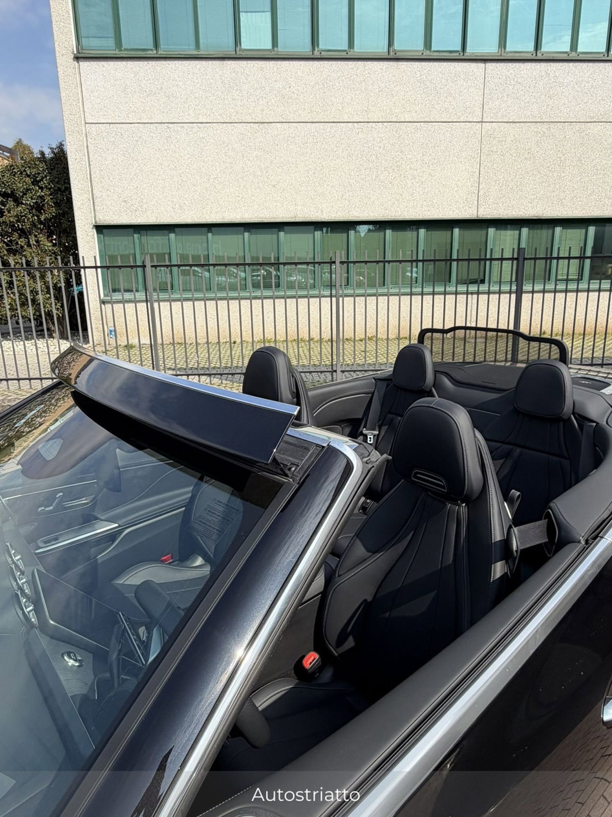 Mercedes-Benz CLE Cabrio 300 AMG Line Premium Plus 4matic auto (14)