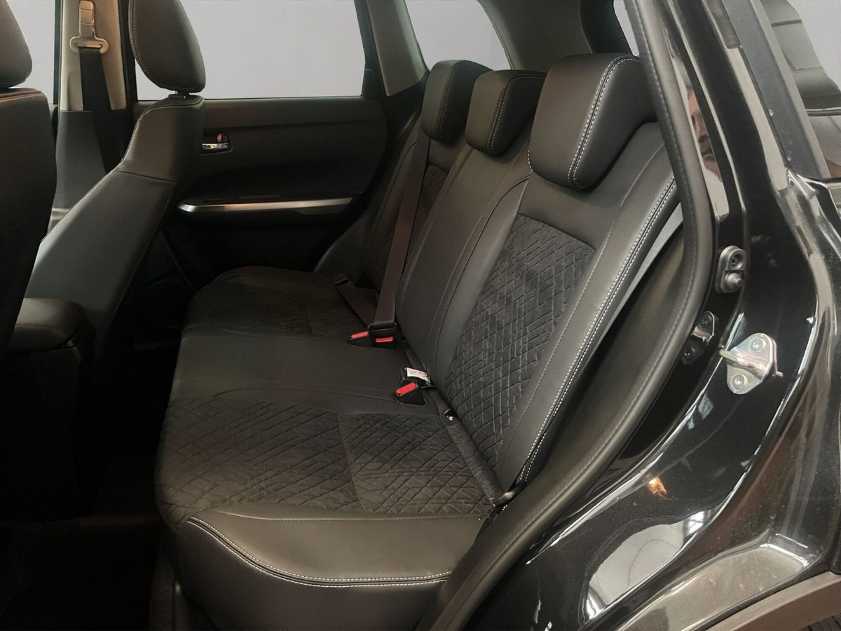 Suzuki Vitara 1.4h Starview 4wd allgrip 110cv at (13)