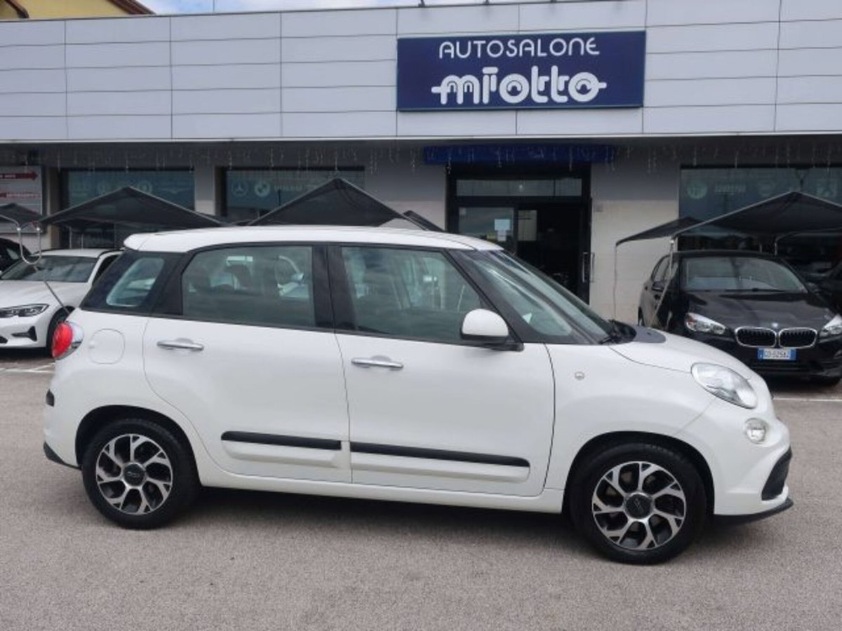 Fiat 500L Living 1.6 Multijet 120 CV Business (15)