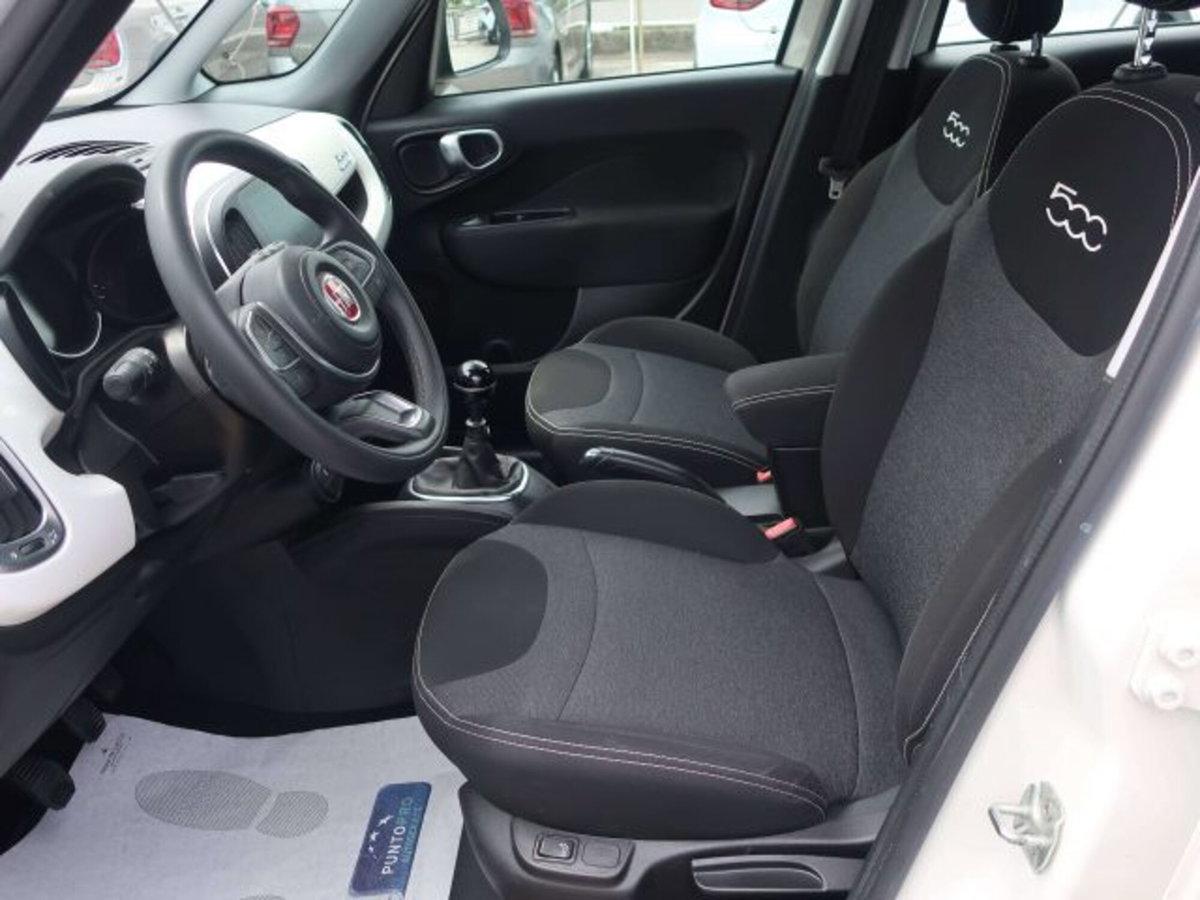 Fiat 500L Living 1.6 Multijet 120 CV Business (4)