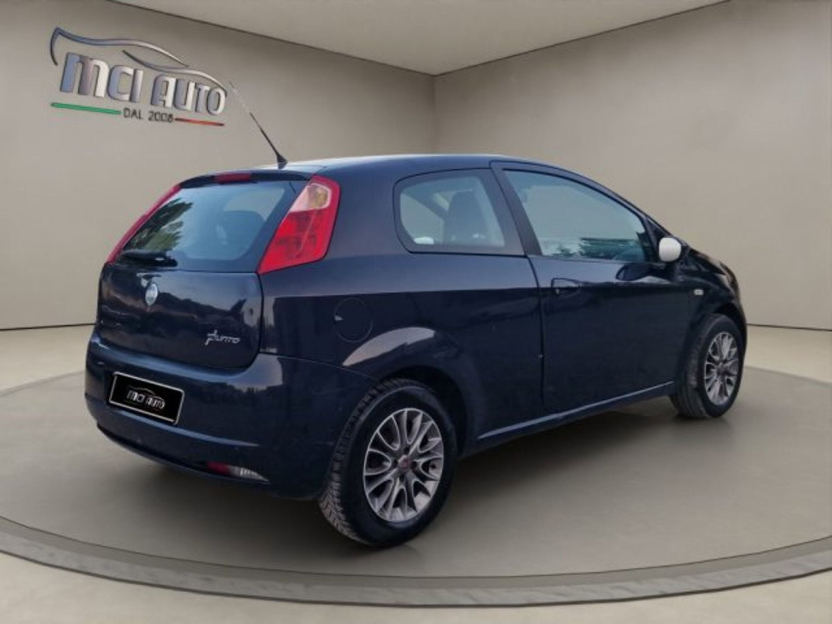 Fiat Grande Punto 1.3 MJT 75 CV 5 porte Active (5)