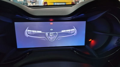 Alfa Romeo Junior 1.2 ibrida Speciale 145cv edct6 (15)