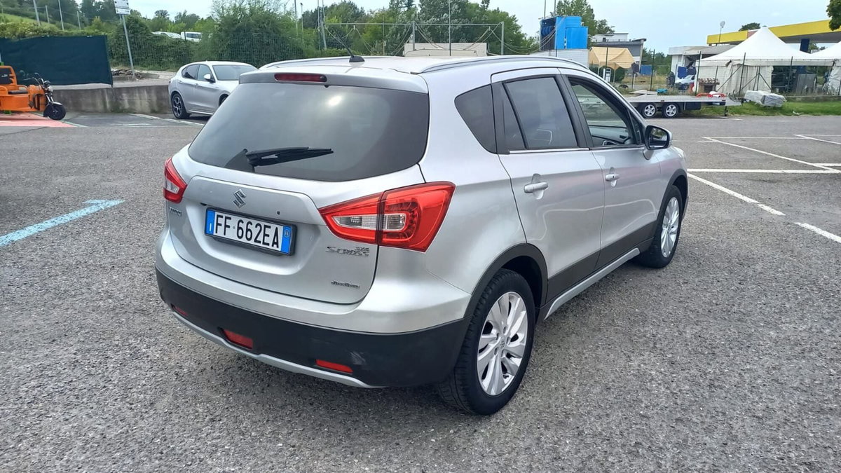 Suzuki S-Cross 1.6 DDiS Start&Stop 4WD All Grip DCT Cool (3)