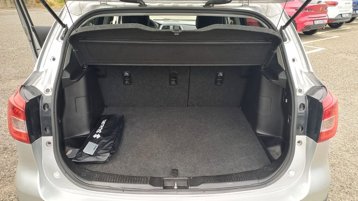 Suzuki S-Cross 1.6 DDiS Start&Stop 4WD All Grip DCT Cool (7)
