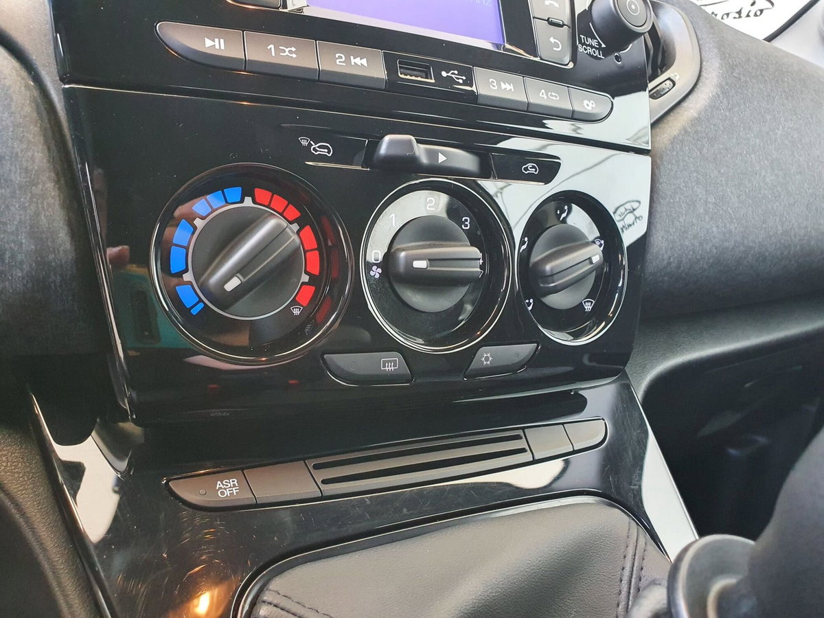 Lancia Ypsilon 1.0 FireFly 5 porte S&S Hybrid Ecochic Silver (14)