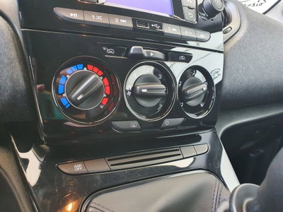 Lancia Ypsilon 1.0 FireFly 5 porte S&S Hybrid Ecochic Silver (14)