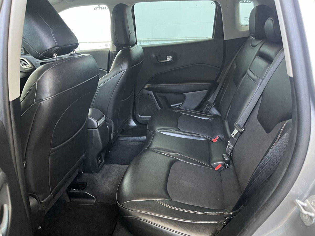 Jeep Compass 1.6 Multijet II 2WD Limited (8)