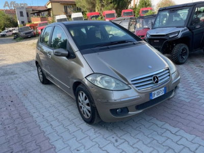 Mercedes-Benz Classe A 150 Elegance (7)