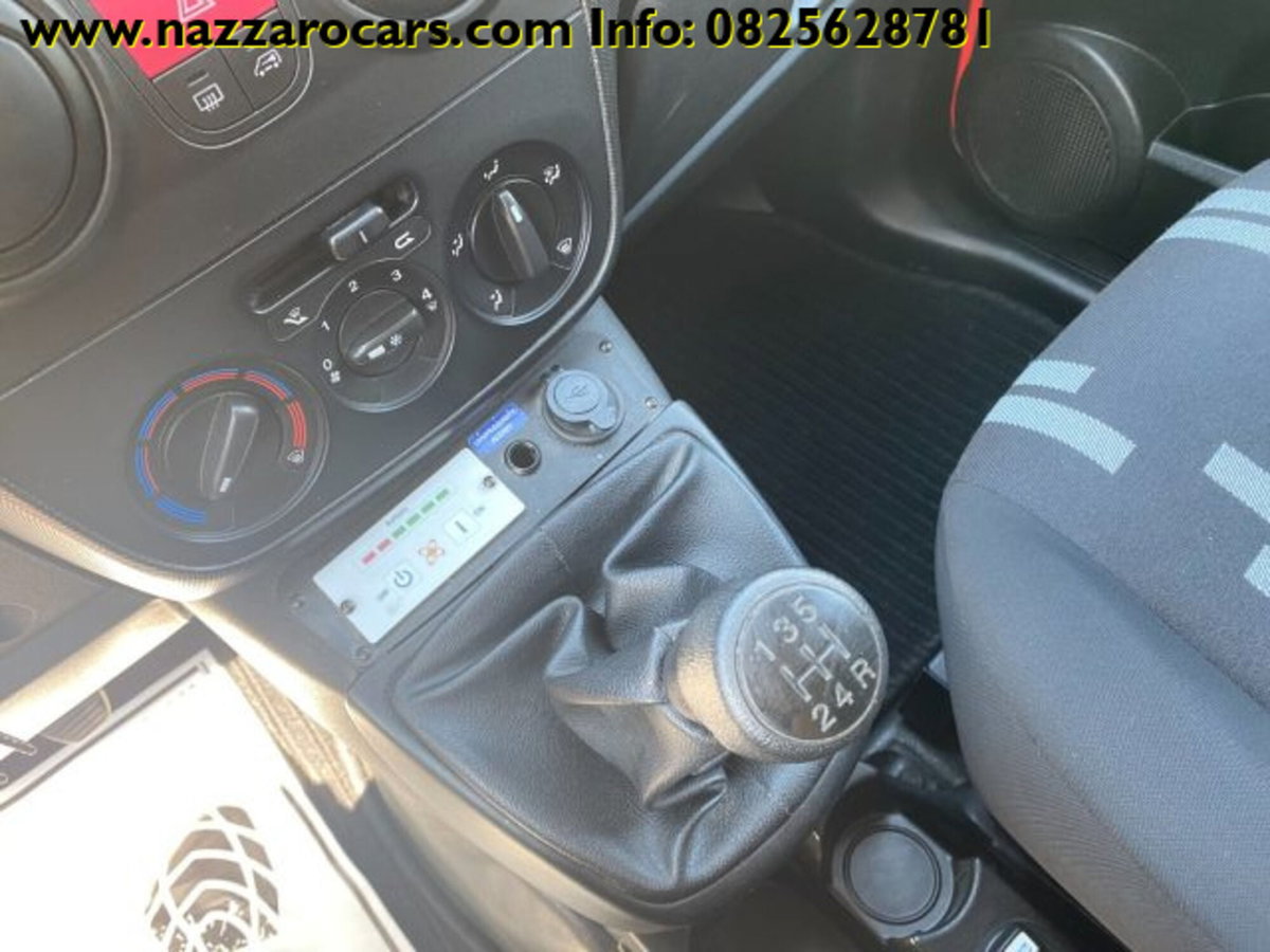 Fiat Fiorino combi N1 1.3 mjt 95cv Adventure (12)
