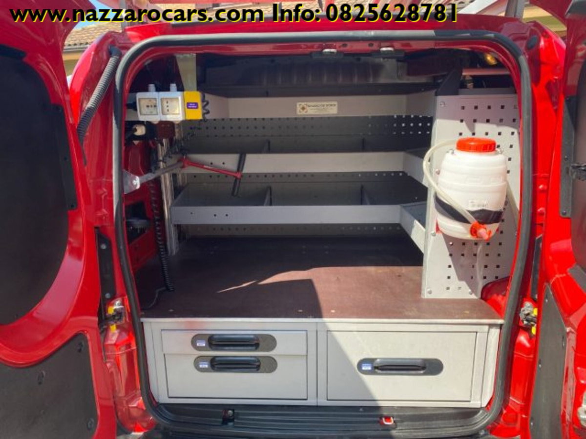Fiat Fiorino combi N1 1.3 mjt 95cv Adventure (7)