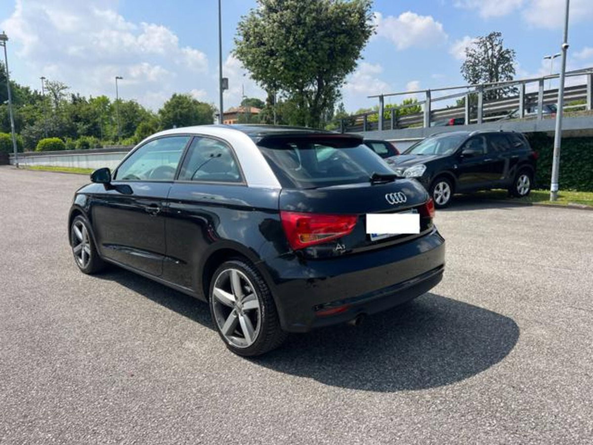 Audi A1 1.0 TFSI ultra Admired (5)