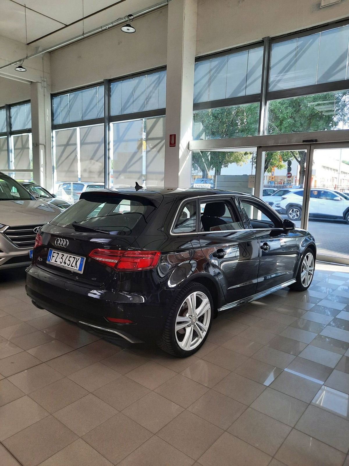 Audi A3 Sportback 1.5 e-hybrid Business 204cv s-tronic (6)