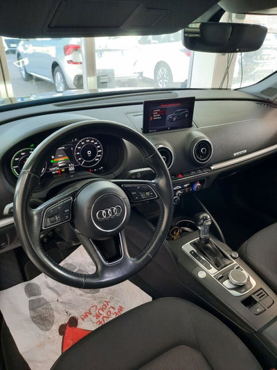 Audi A3 Sportback 1.5 e-hybrid Business 204cv s-tronic (9)