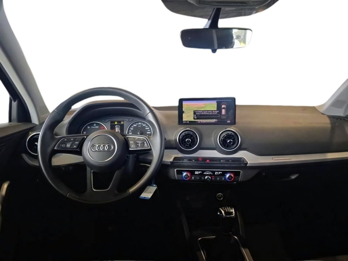 Audi Q2 Q2 30 TDI Business (5)