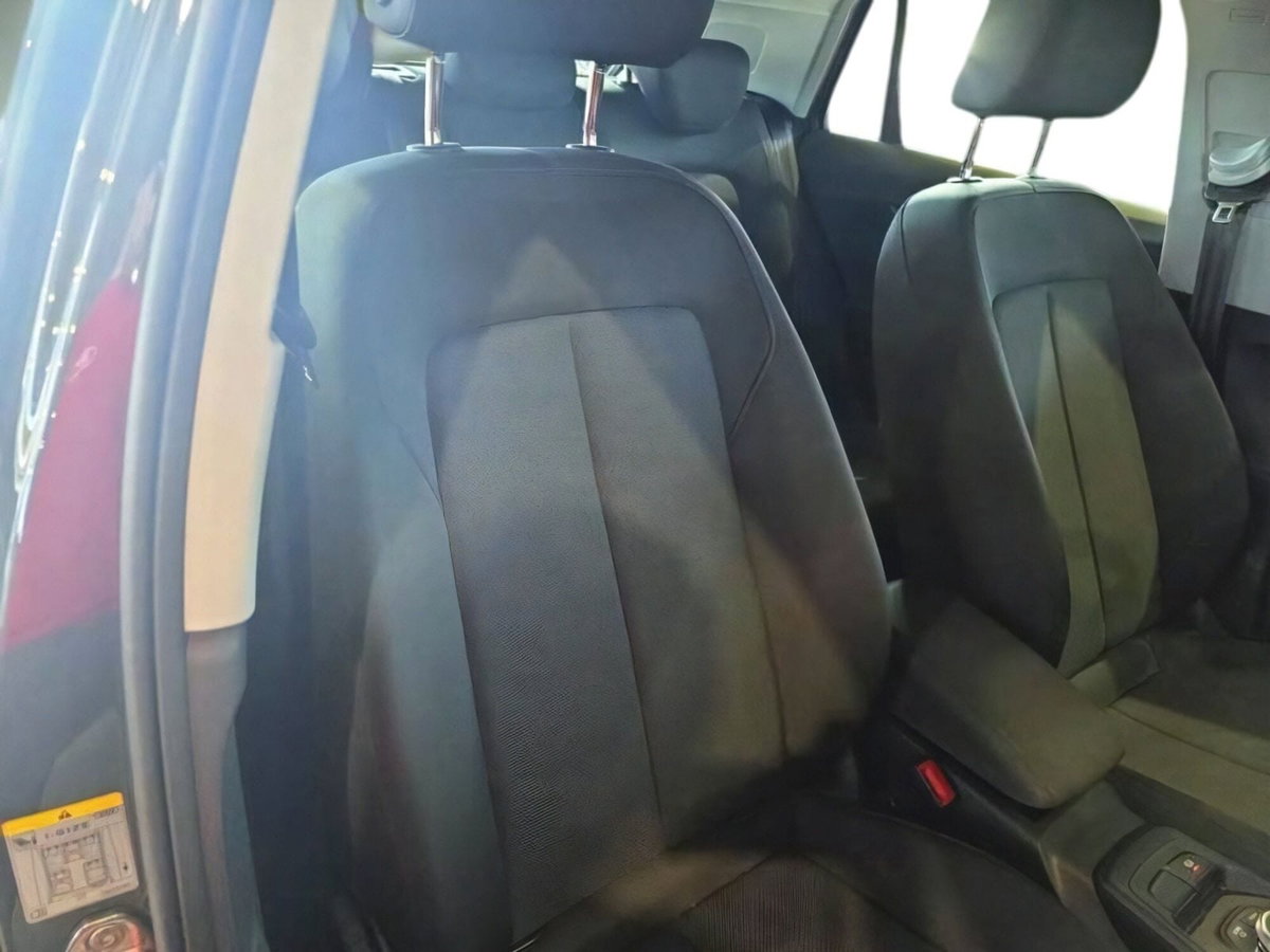 Audi Q2 Q2 30 TDI Business (7)