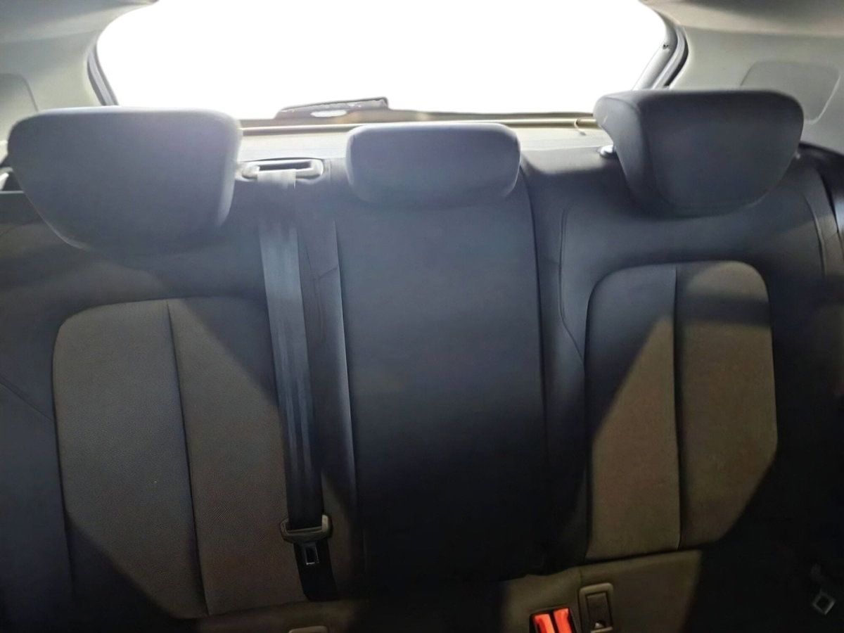 Audi Q2 Q2 30 TDI Business (8)
