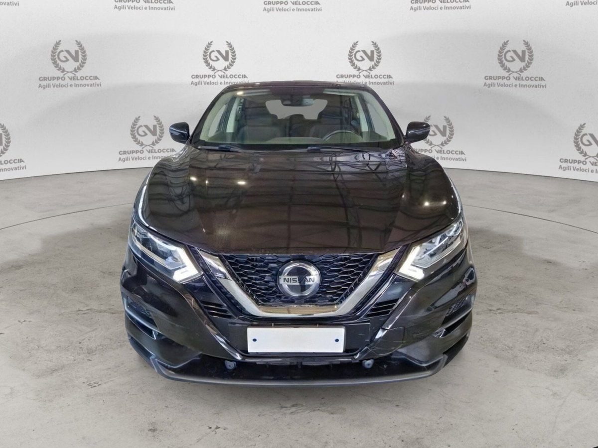 Nissan Qashqai 1.3 DIG-T 140 CV Business (3)