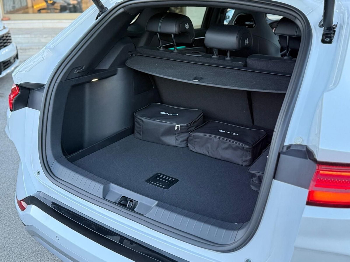 Byd Seal U DM-i 1.5 phev Boost 2wd (8)