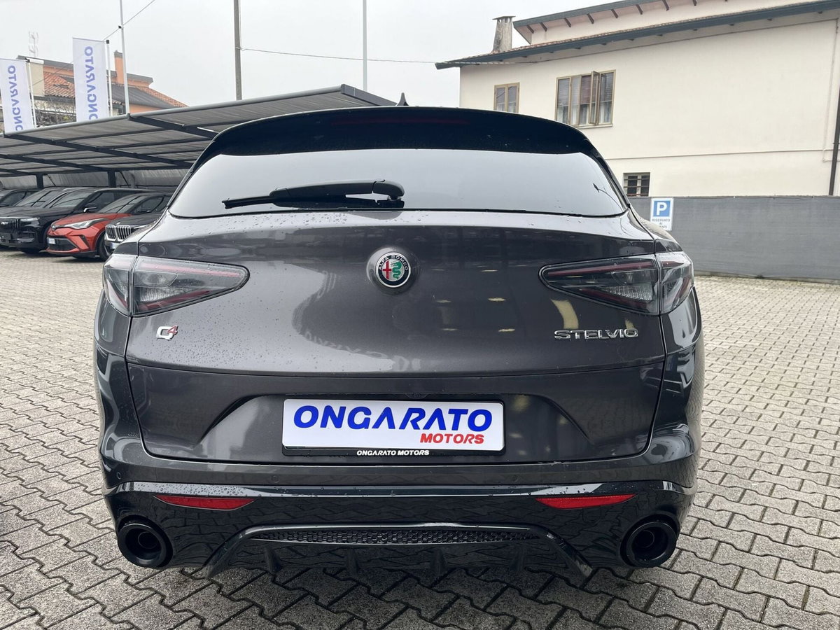 Alfa Romeo Stelvio Stelvio 2.2 Turbodiesel 210 CV AT8 Q4 Veloce (6)